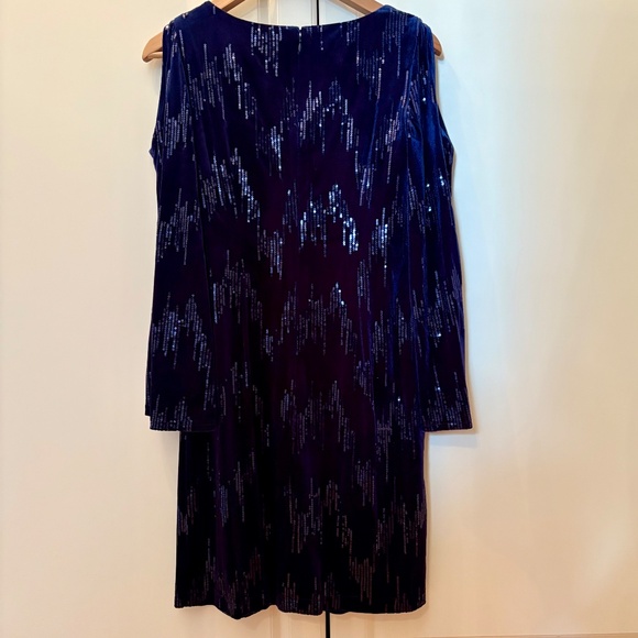 ✨NWOT✨ Eliza J Navy Sequinned Dress - Sz 4 - Picture 2 of 4